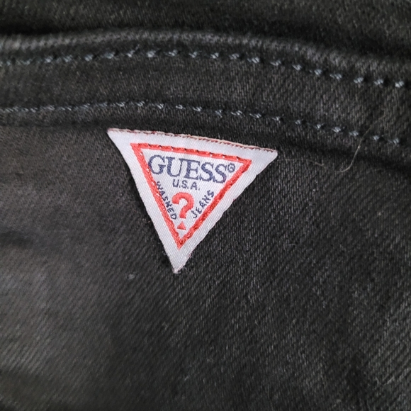 GUESS | Vermont slim fit low rise tapered leg jeans - Picture 3 of 9